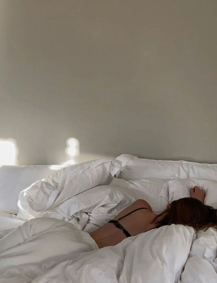 Why You Should Take Your Jewellery Off Before Bed